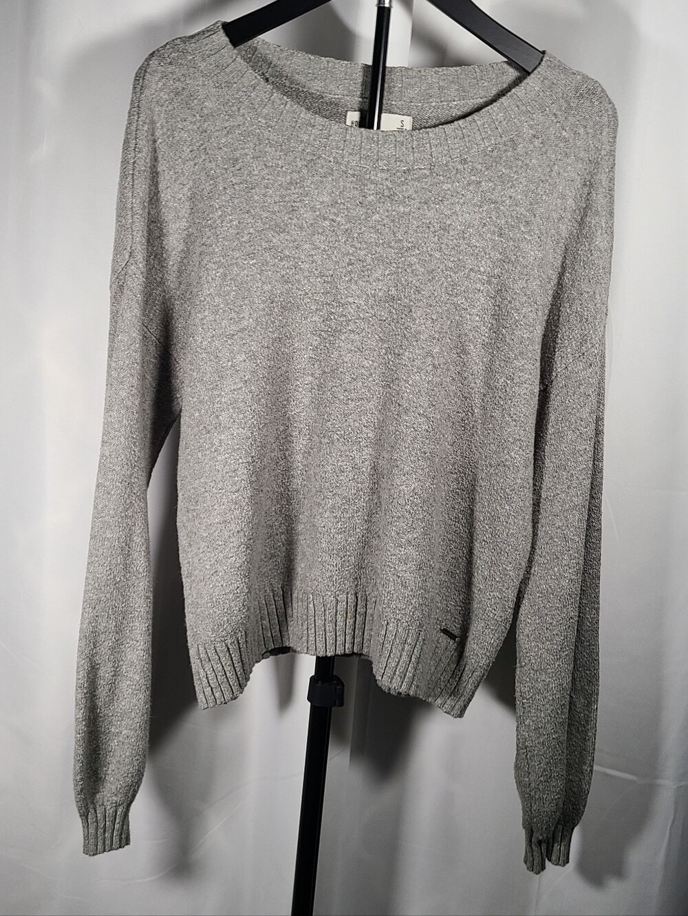 Hollister Light Gray Crewneck Sweater